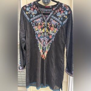 Johnny Was Croydon Embroidered Tunic Size M